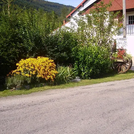 Les Grandes Voies - Cle Дом отдыха Le Menil